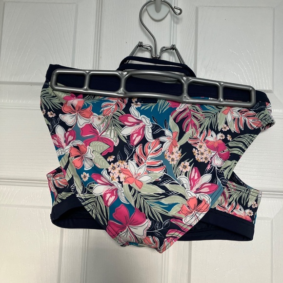 Girls Roxy Swimsuit Sz 14- NWT - Picture 2 of 10